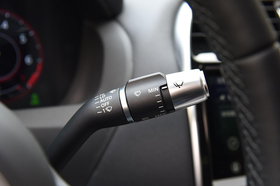 2020款 2.0T 200PS S进取优雅版 内饰