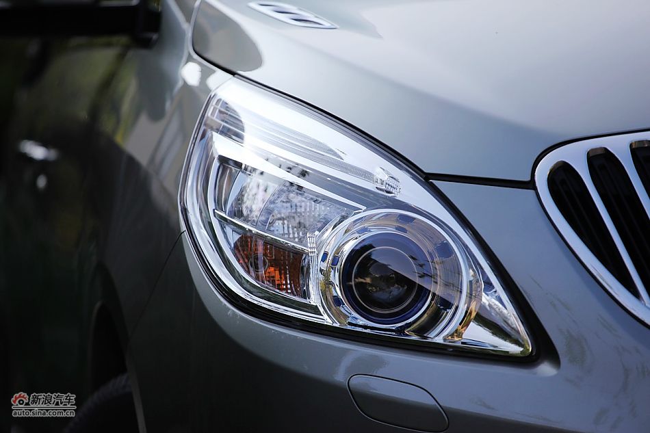 2011款别克GL8豪华商务车3.0 XT外观图片