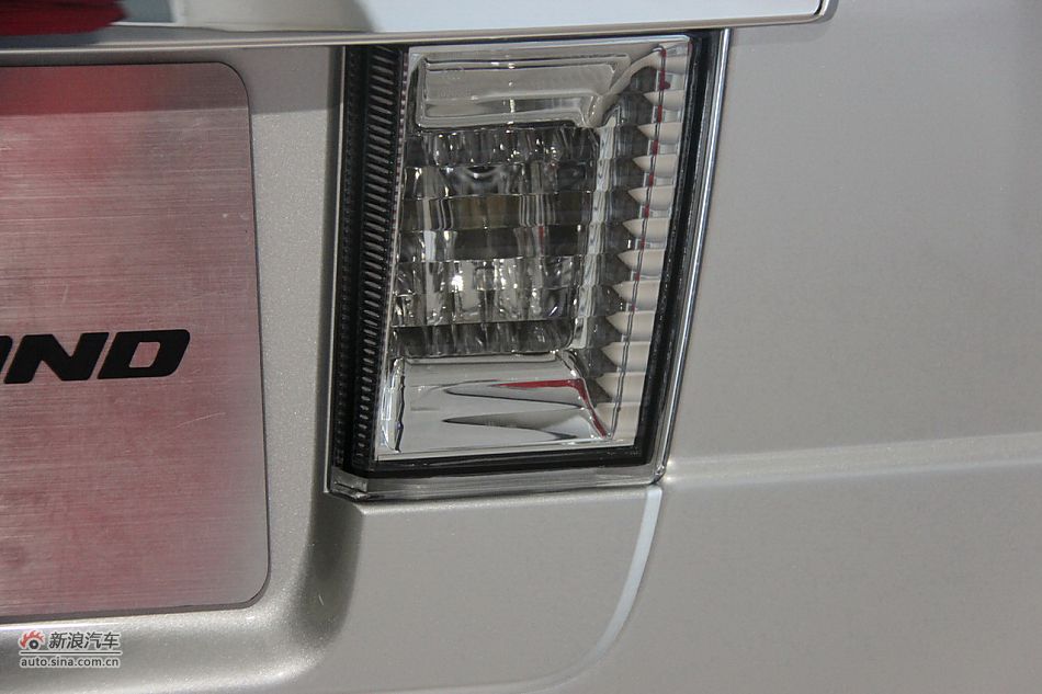 2011款别克GL8商务车到店实拍