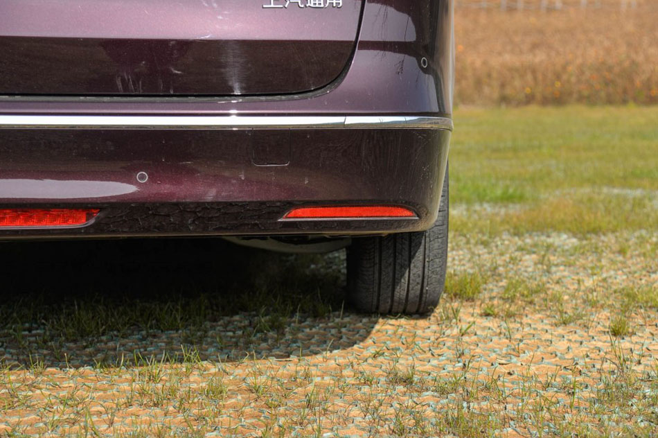 2017款 2.0T Avenir 细节