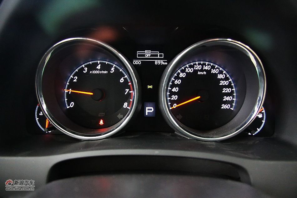 新锐志试车实拍-内饰