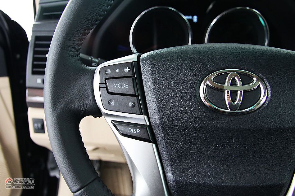 新锐志试车实拍-内饰