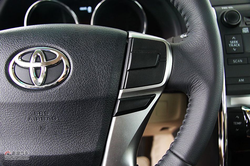 新锐志试车实拍-内饰