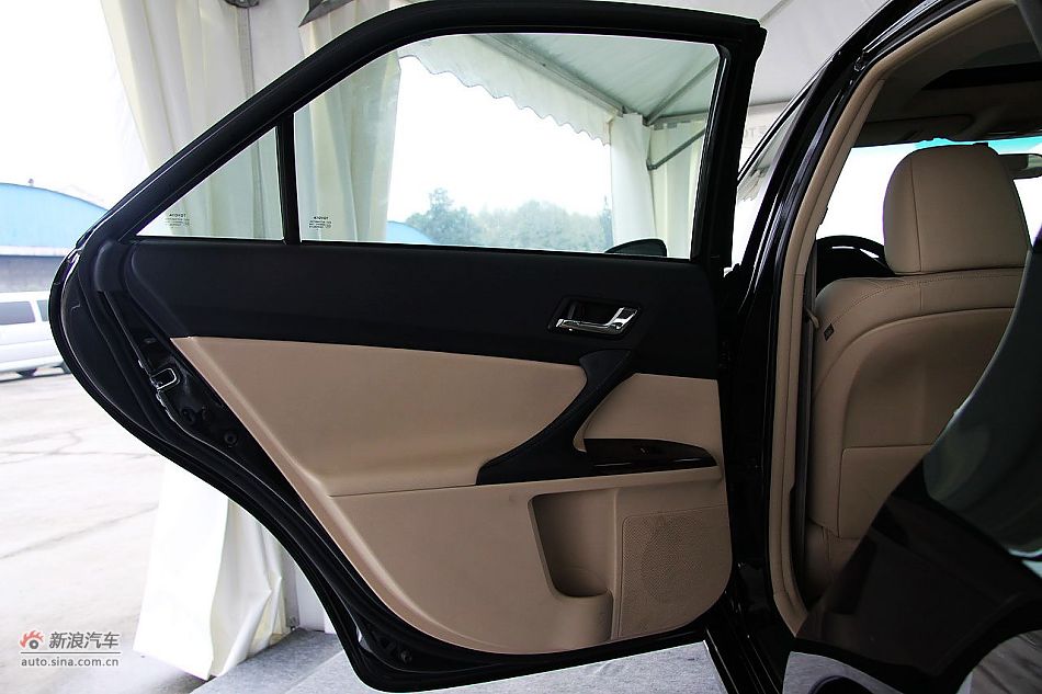 新锐志试车实拍-内饰