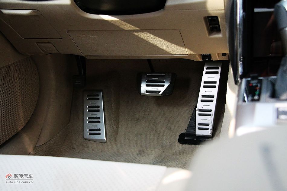 新锐志试车实拍-内饰