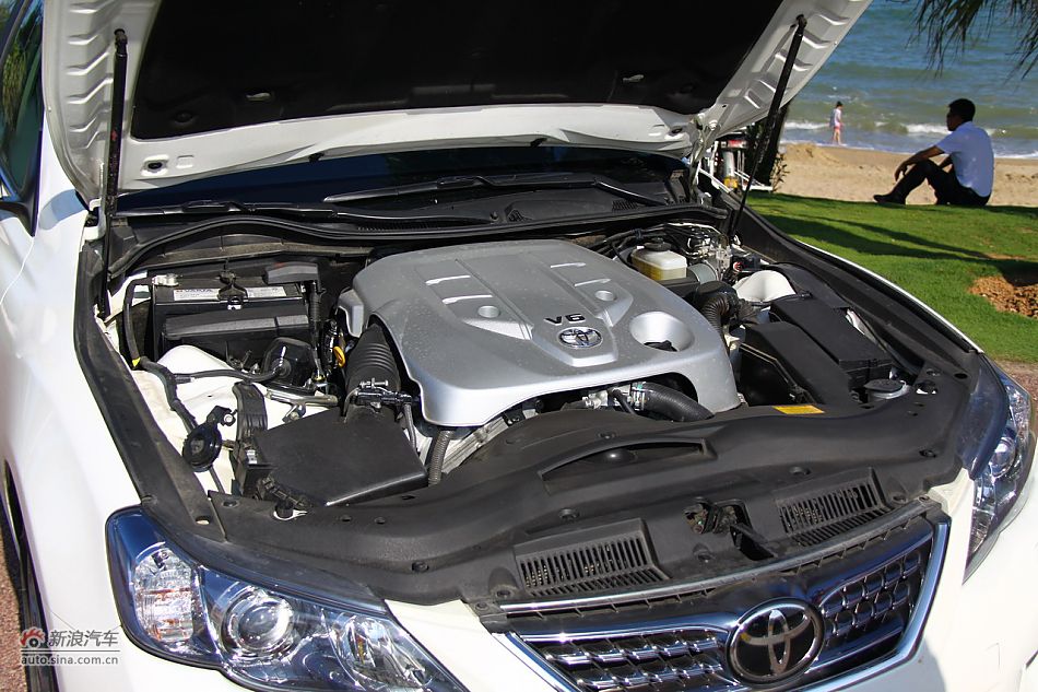 锐志2.5V6发动机