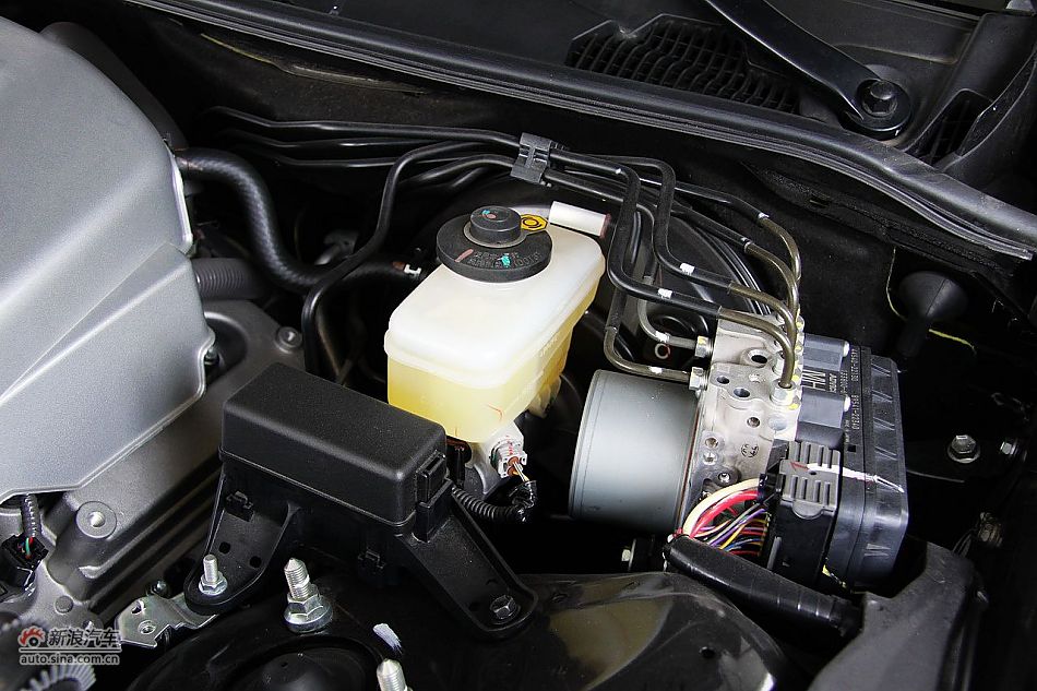 新锐志试车实拍-其他