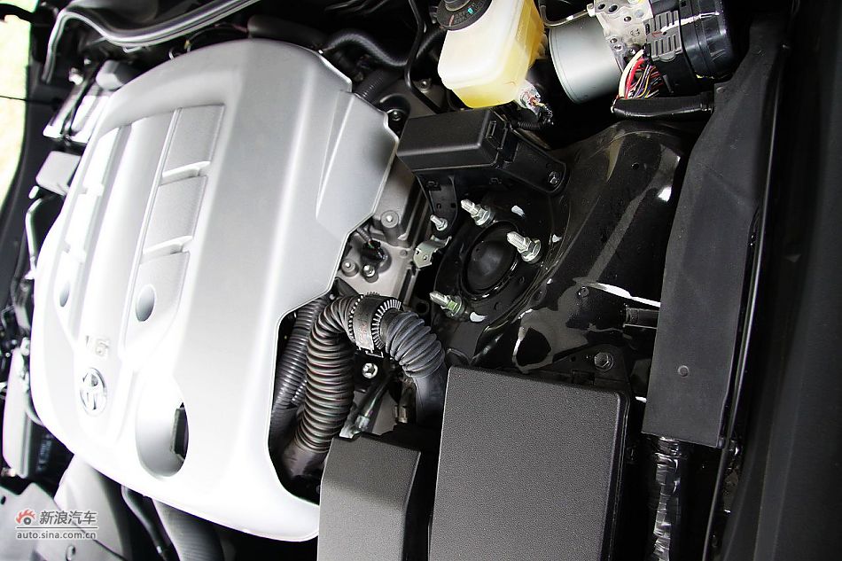 新锐志试车实拍-其他