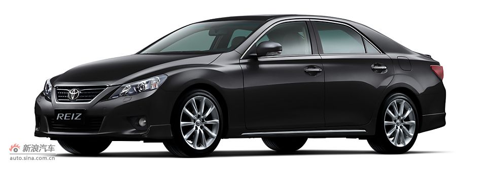 车身颜色：黑色