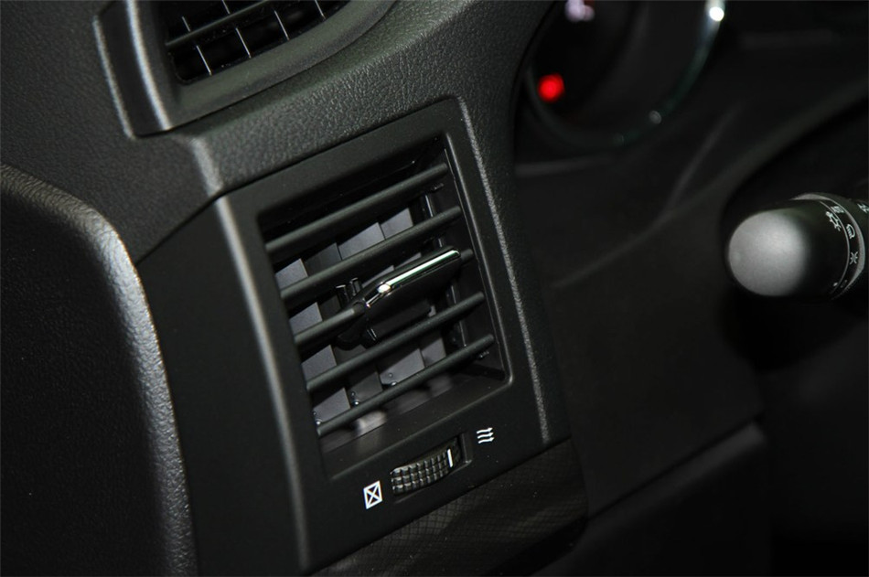 2012款锐志2.5V风度菁英炫装版 