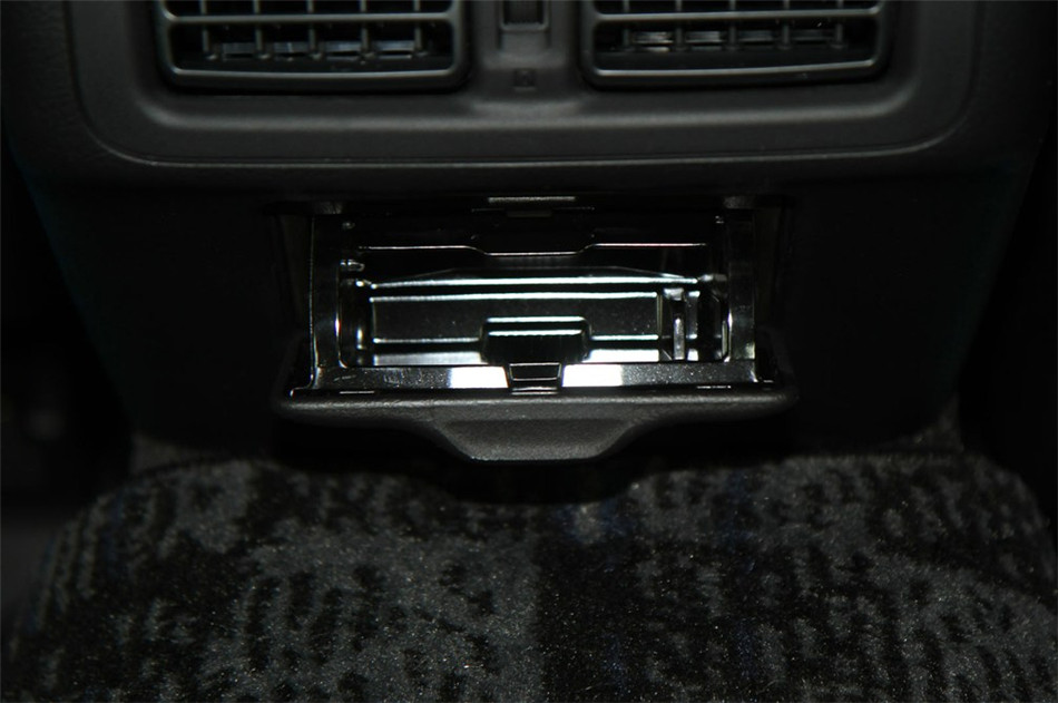 2012款锐志2.5V风度菁英炫装版 