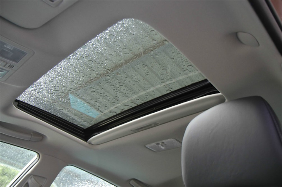 2012款锐志2.5V风度菁英炫装版 