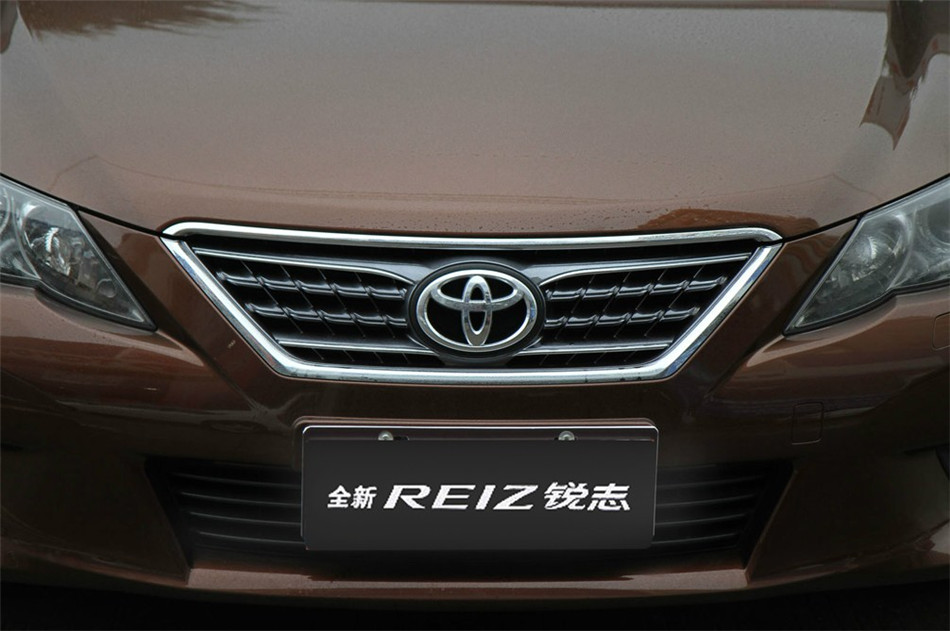 2012款锐志2.5V风度菁英炫装版 