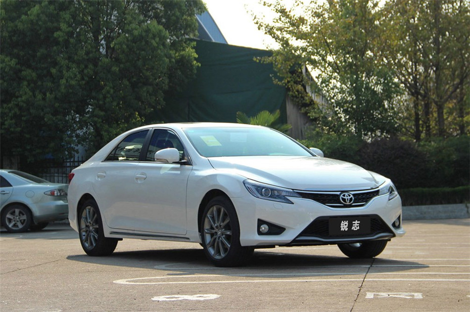 2013款锐志2.5V自动尚锐版