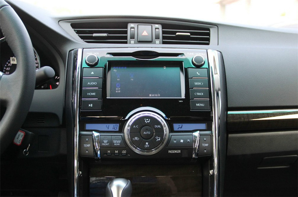 2013款锐志2.5V自动尚锐版