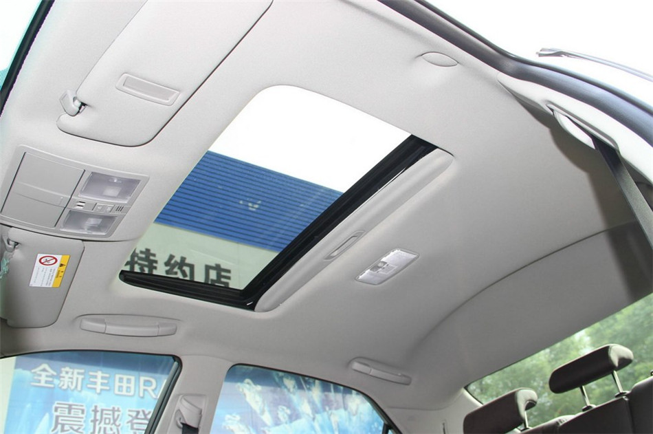 2013款锐志2.5V自动尚锐版