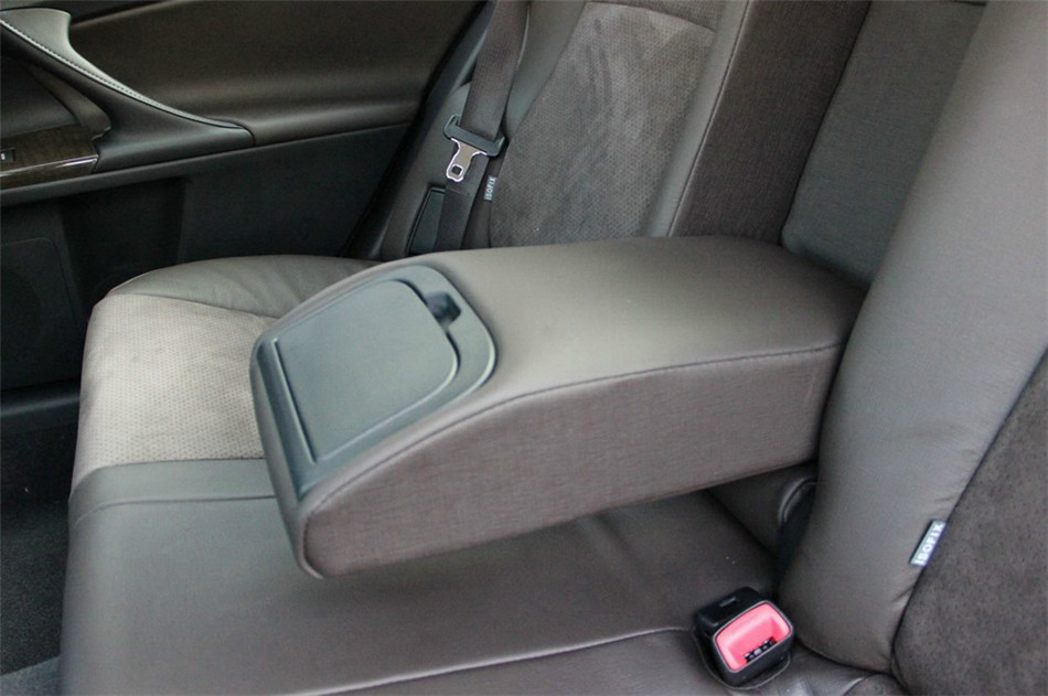 2013款锐志2.5V自动尚锐版