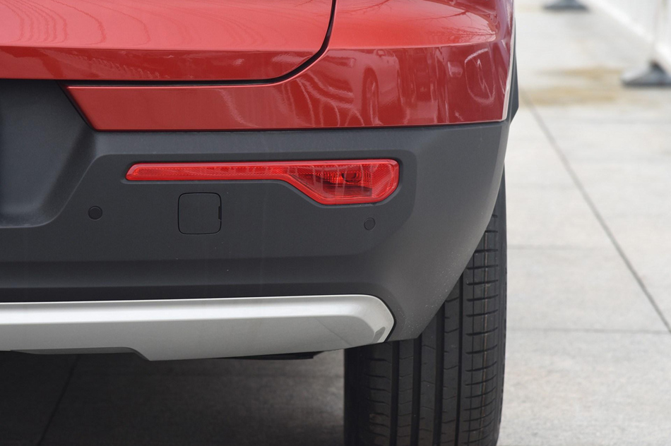 2018款 T4 四驱正午熔岩红 细节