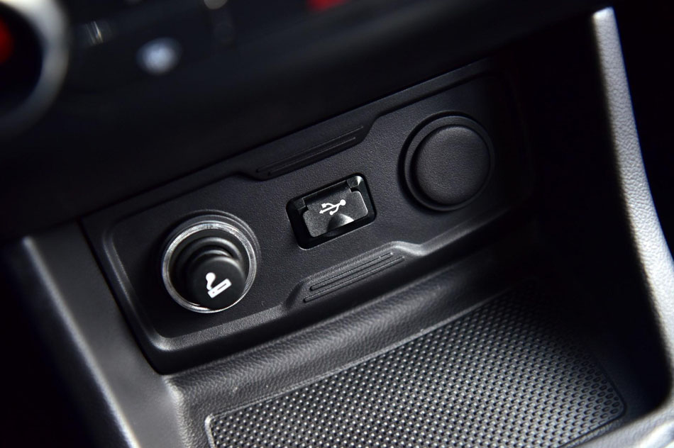 2018款 1.5L 手动豪华型 内饰