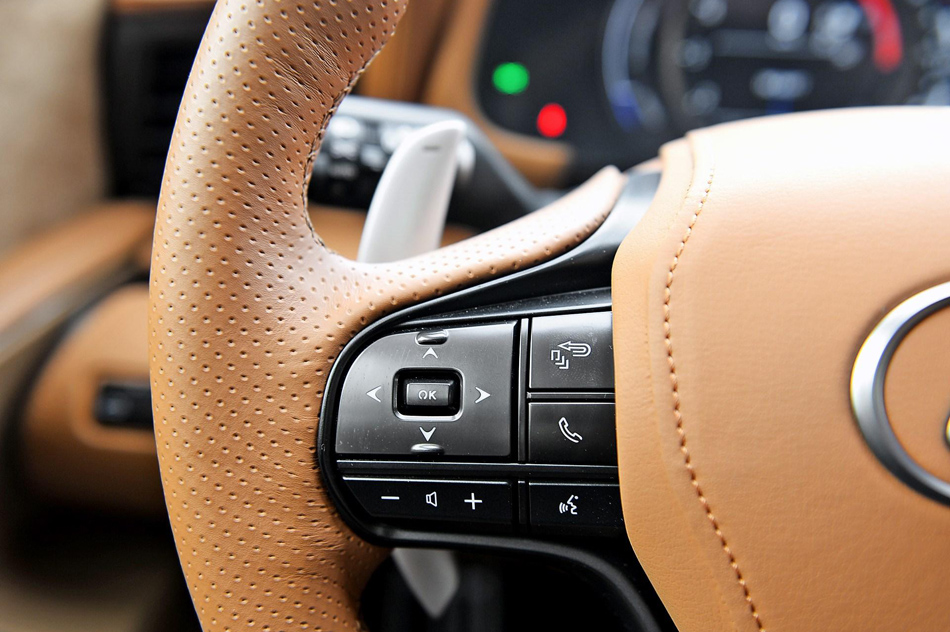 2018款 500h 运动版 内饰