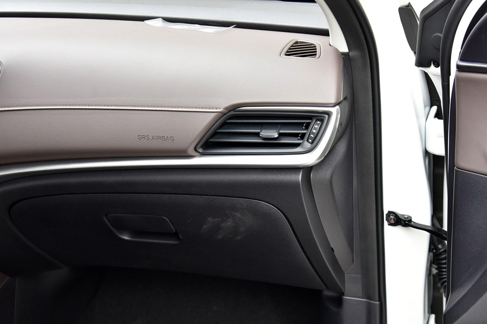 2018款 200T 自动豪华版 内饰