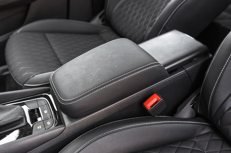 2018款 TSI280 旗舰版 座椅空间