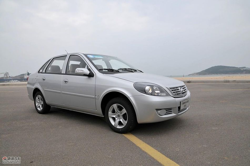 力帆520领航舒适型外观实拍