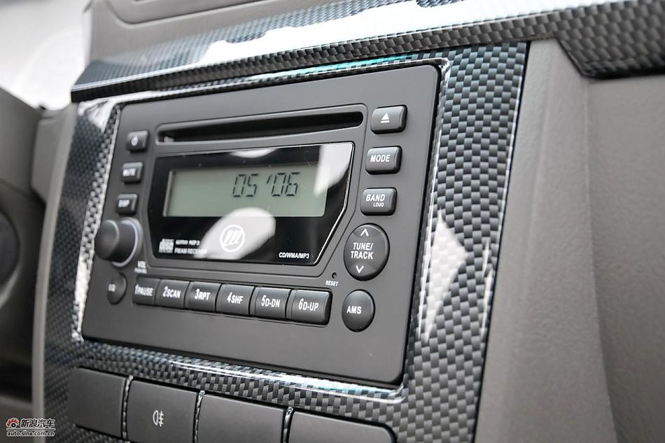 力帆520领航舒适型内饰