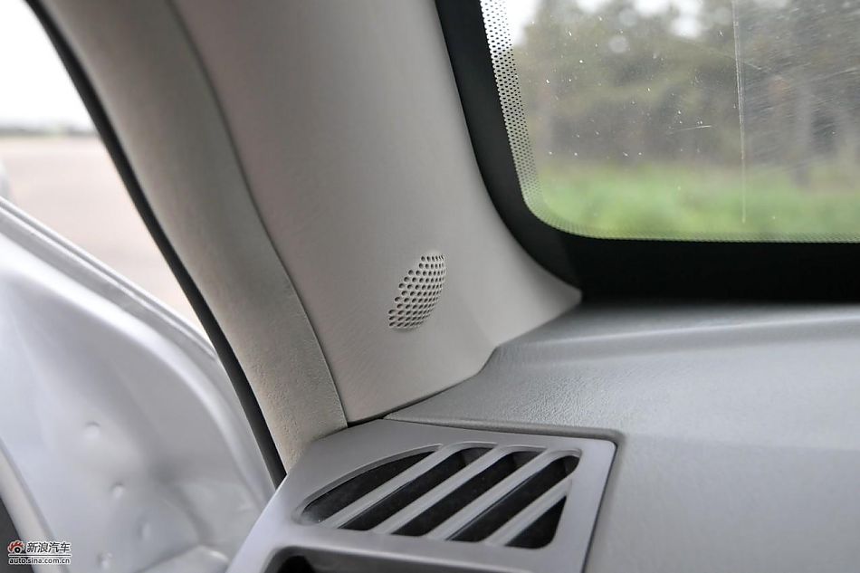 力帆520领航舒适型内饰