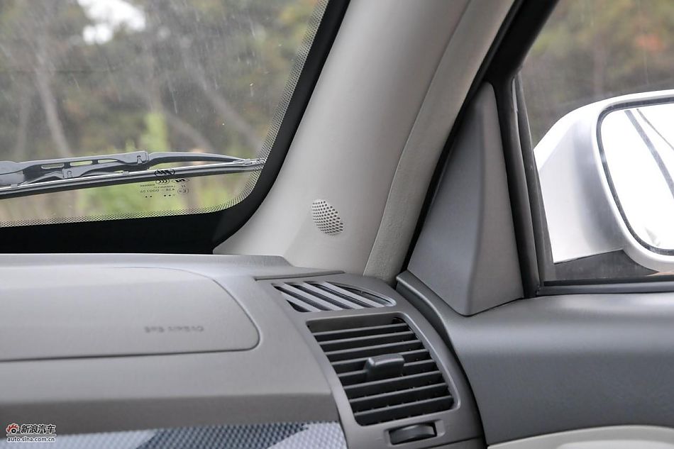 力帆520领航舒适型内饰