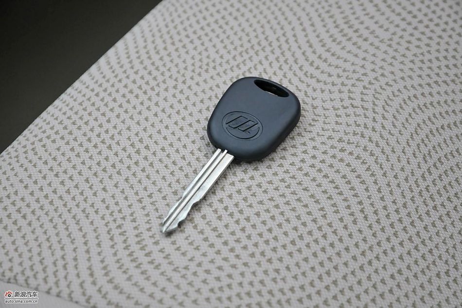 力帆520领航舒适型内饰