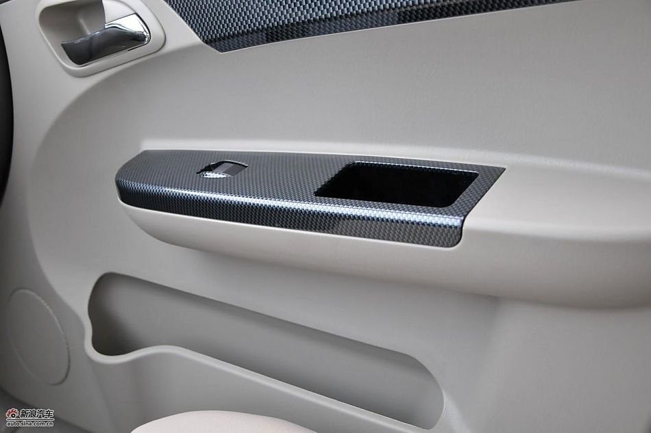 力帆520领航舒适型内饰