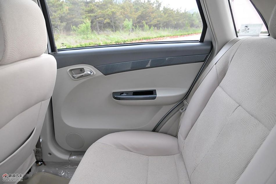 力帆520领航舒适型内饰