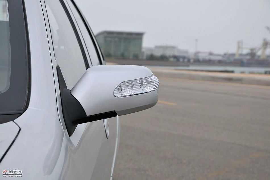 力帆520领航舒适型外观实拍