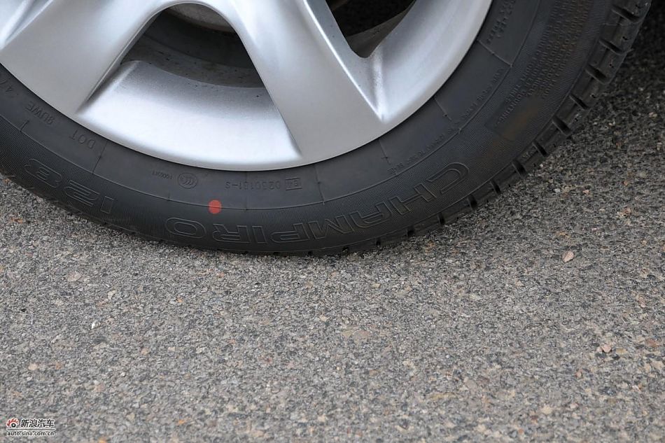 力帆520领航舒适型外观实拍