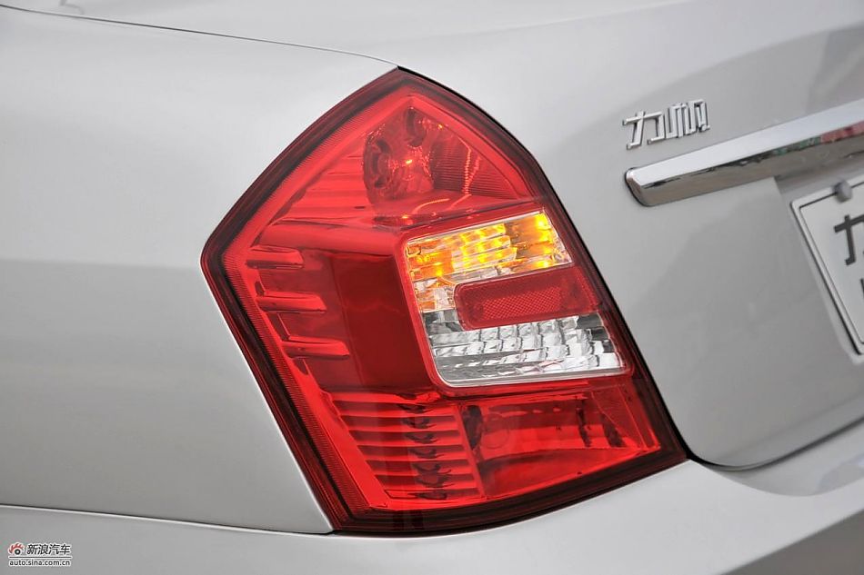 力帆520领航舒适型外观实拍