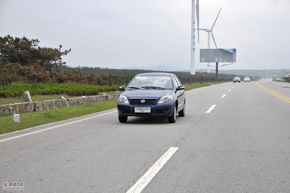 力帆520领航舒适型动态实拍