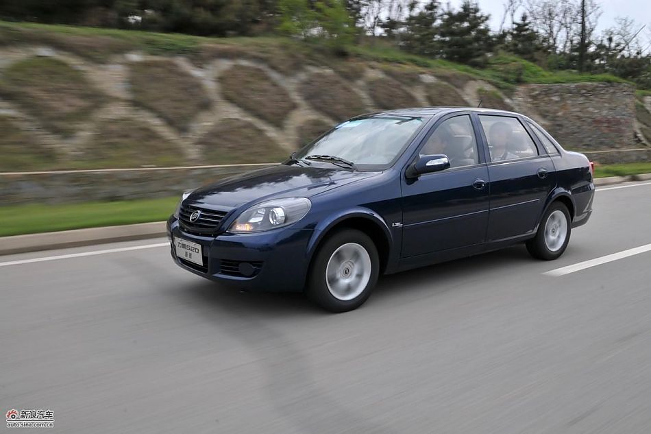 力帆520领航舒适型动态实拍