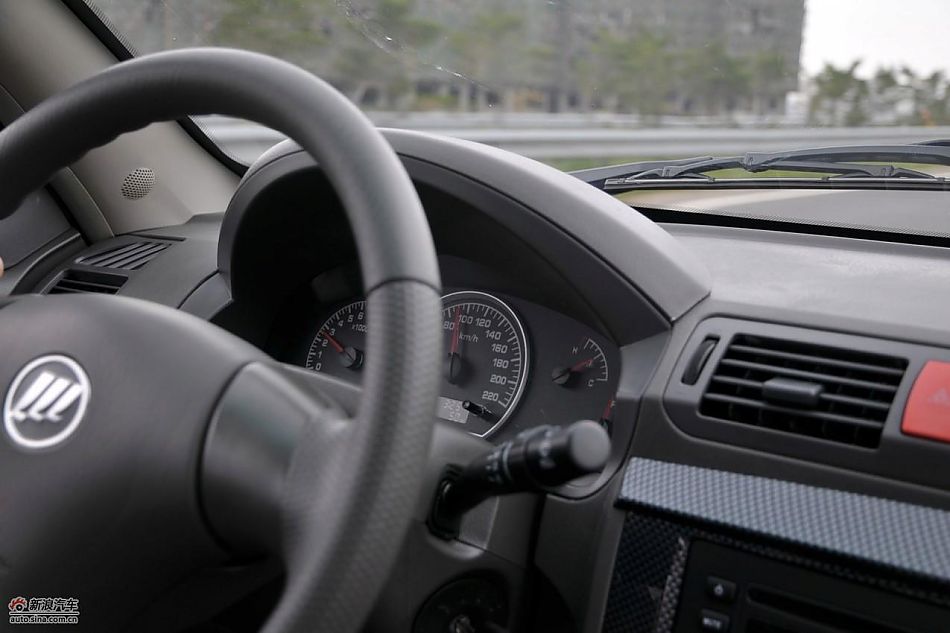 力帆520领航舒适型动态实拍