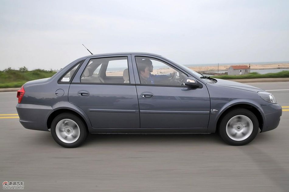 力帆520领航舒适型动态实拍