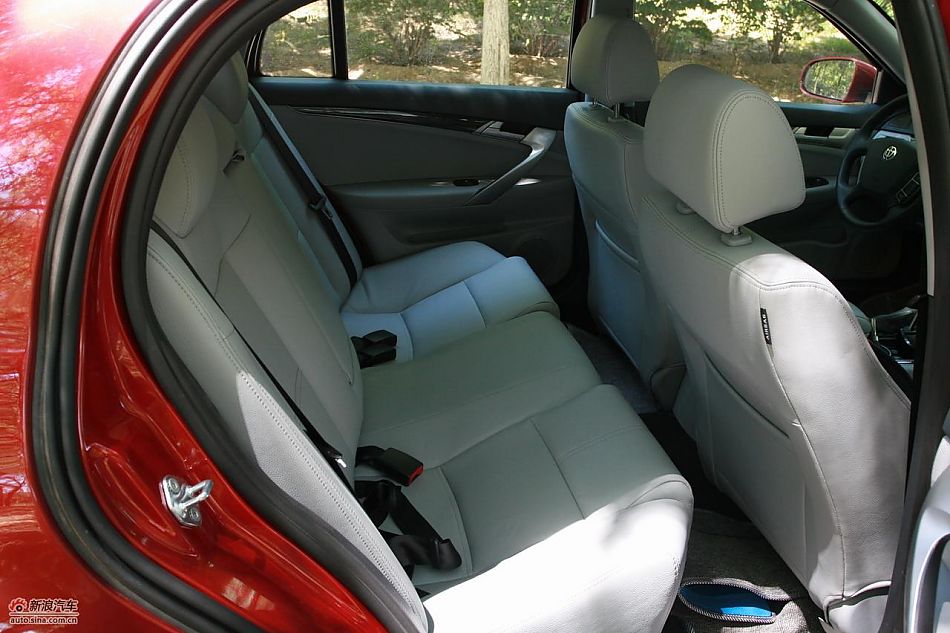 2011款骏捷1.8T手动豪华型