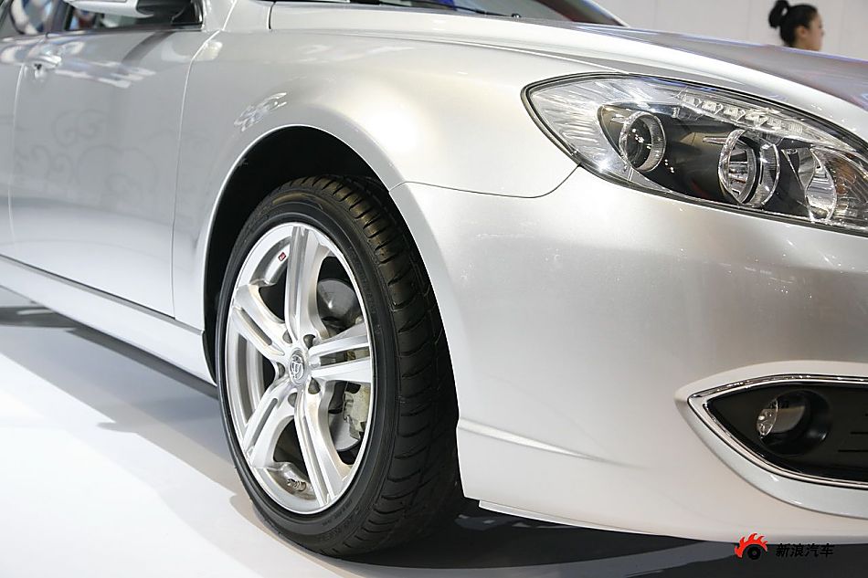 华晨中华新骏捷