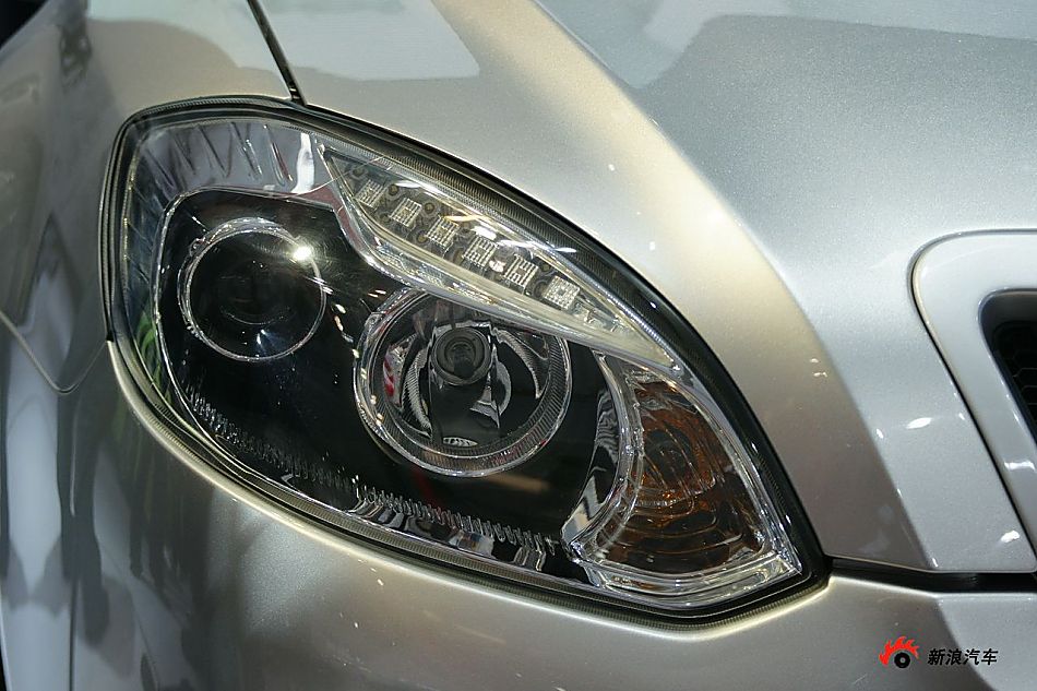 华晨中华新骏捷