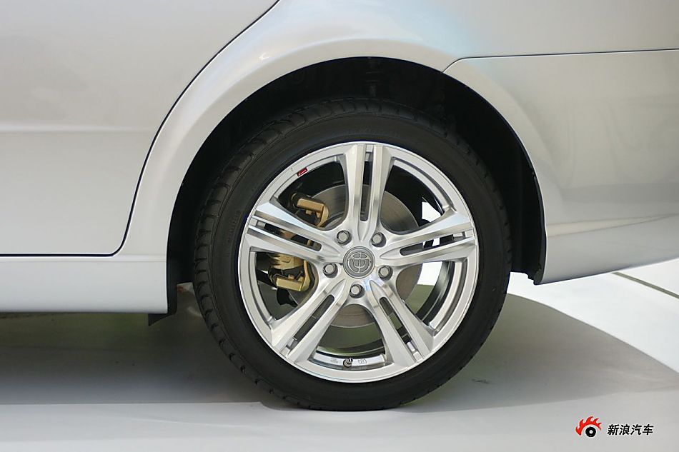 华晨中华新骏捷