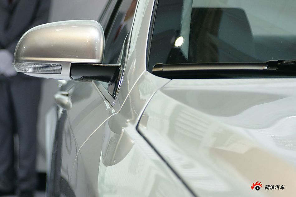 华晨中华新骏捷