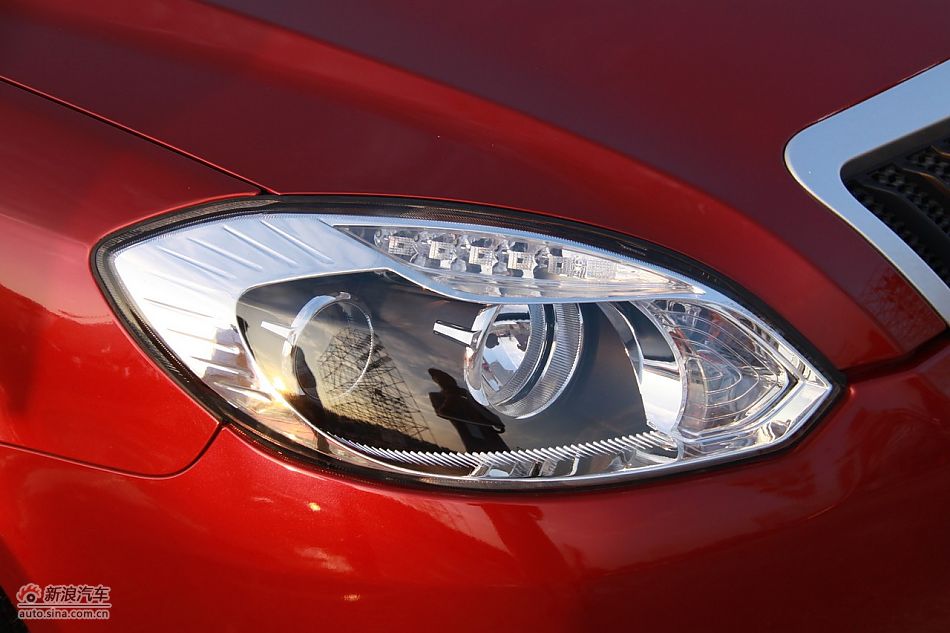 新骏捷上市-外观实拍