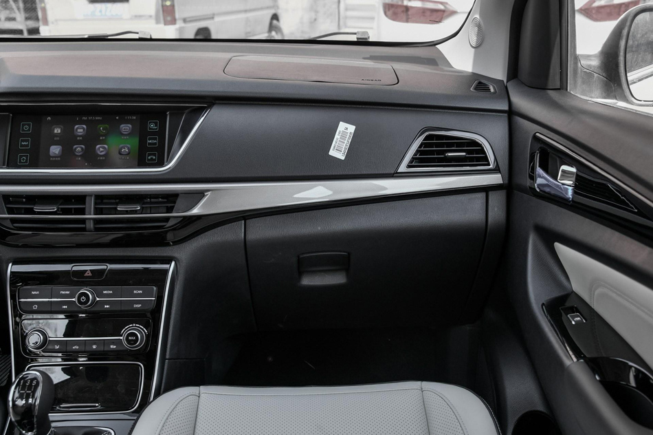 2018款 A600 1.5L 手动豪华型 内饰