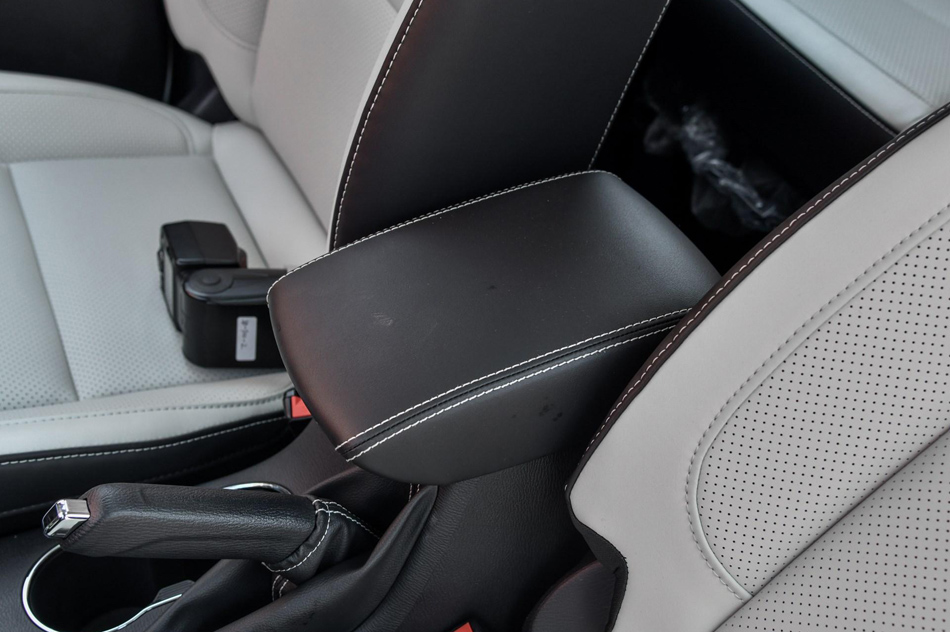 2018款 A600 1.5L 手动豪华型 座椅空间