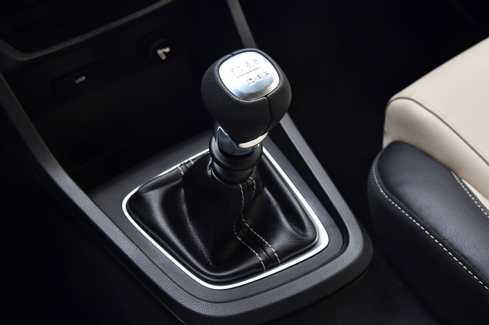 2018款 1.5L 手动豪华型 内饰