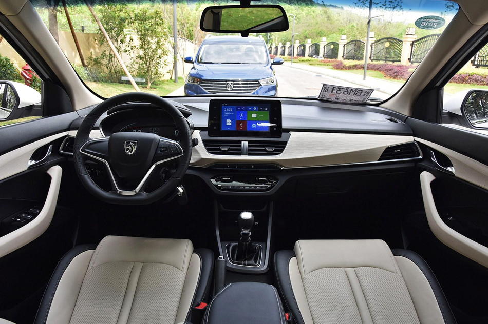 2018款 1.5L 手动豪华型 内饰
